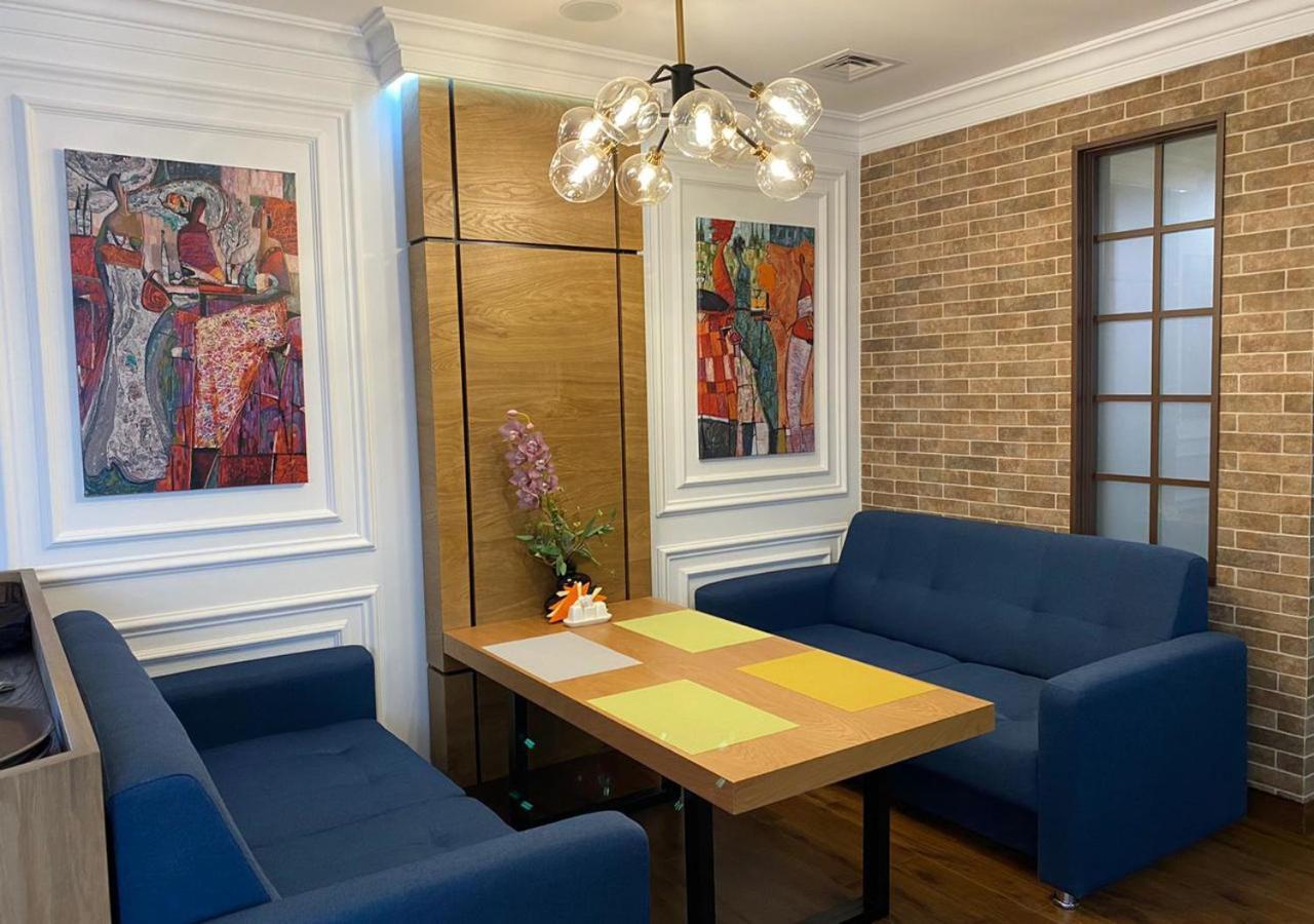 Boutique Hotel Kaspi 테미르타우 외부 사진