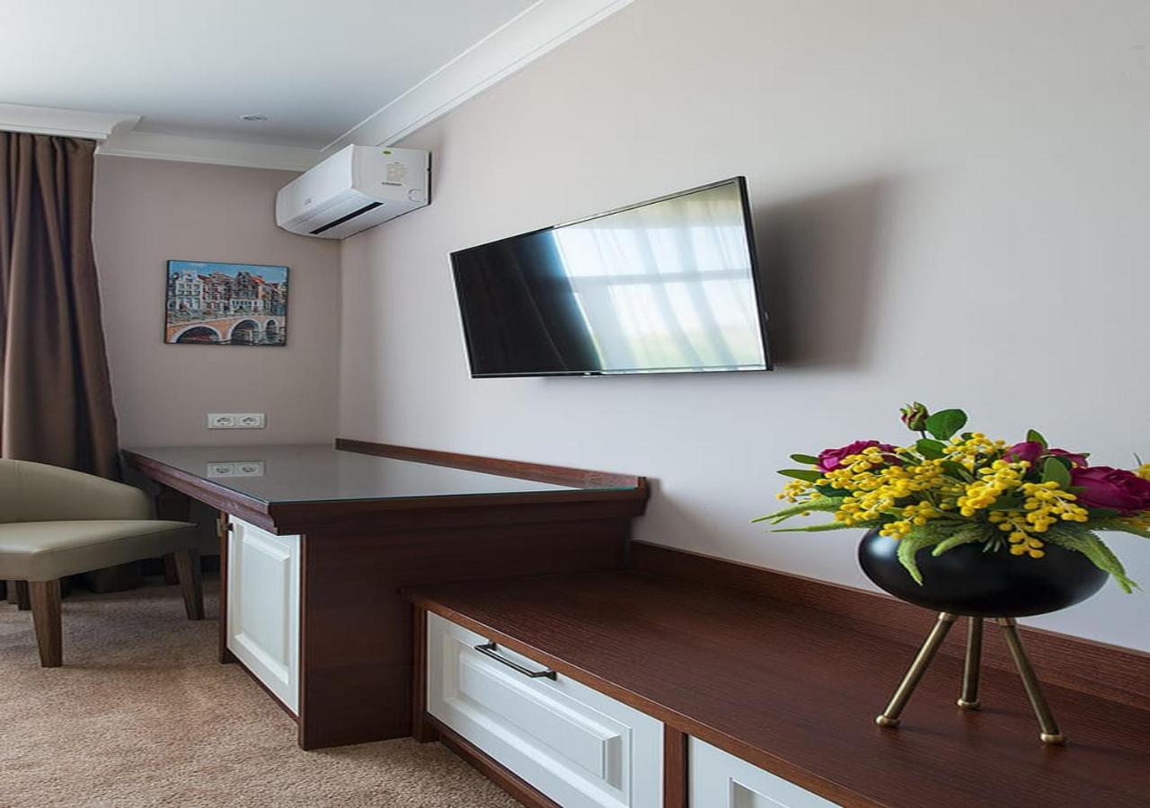 Boutique Hotel Kaspi 테미르타우 외부 사진