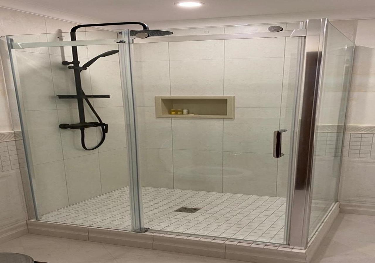 Boutique Hotel Kaspi 테미르타우 외부 사진