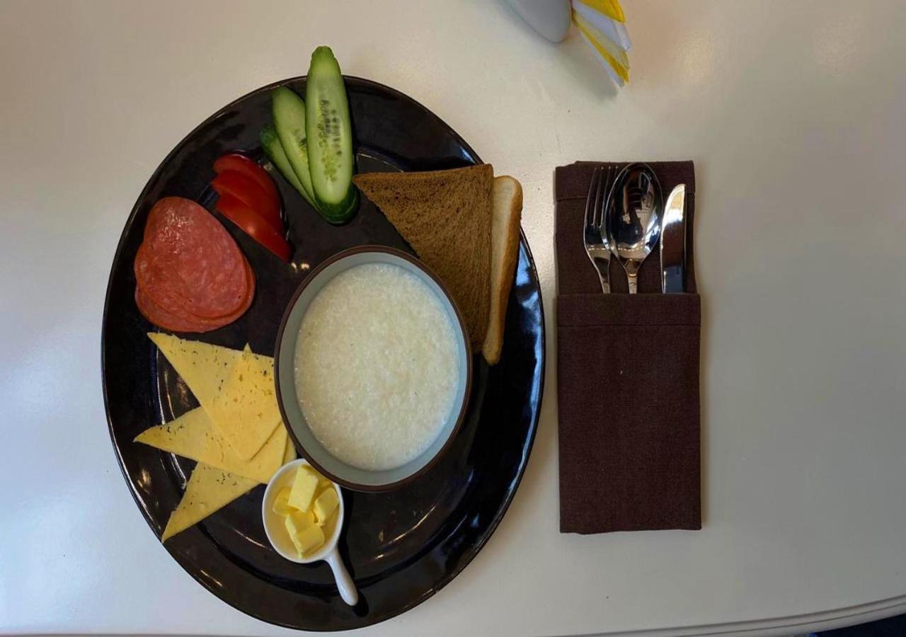 Boutique Hotel Kaspi 테미르타우 외부 사진